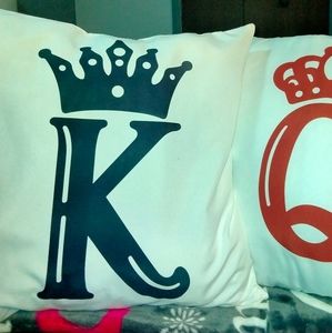 King with Crown Accent Pillow Case